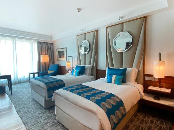 InterContinental Marine Drive Mumbai, an IHG Hotel : photo 2 de la chambre 2 twin beds premium sea view