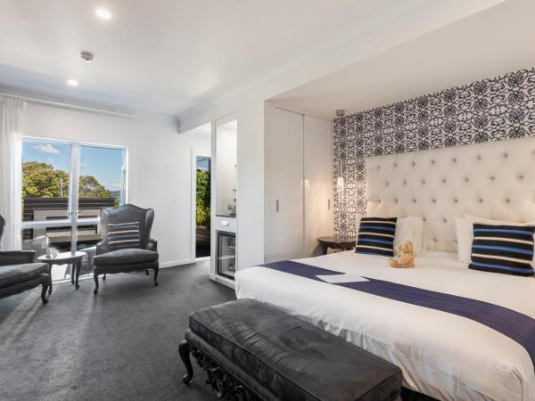 Black Swan Lakeside Boutique Hotel : photo 1 de la chambre swan king