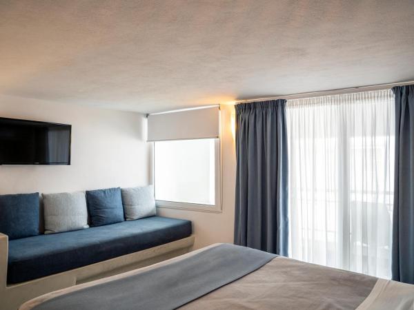 Galatia Villas : photo 1 de la chambre appartement supérieur en duplex avec jacuzzi extérieur