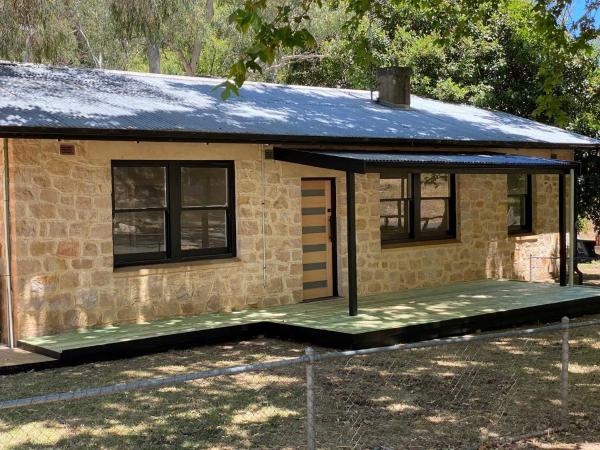 Adelaide Brownhill Creek Tourist Park : photo 1 de la chambre cottage