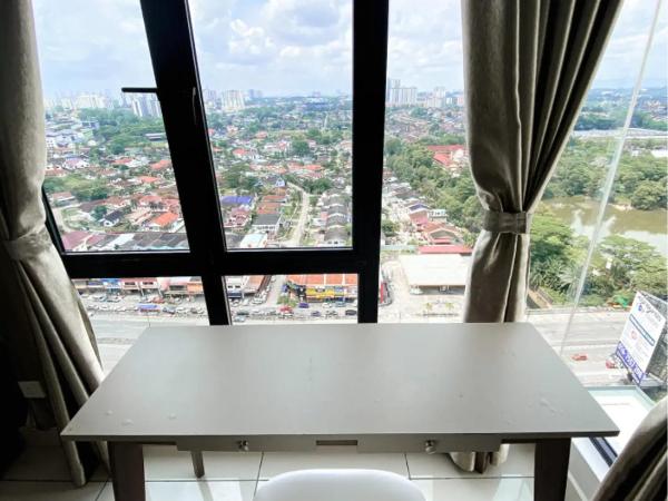 1 Tebrau Residences By JK Home : photo 5 de la chambre appartement 3 chambres