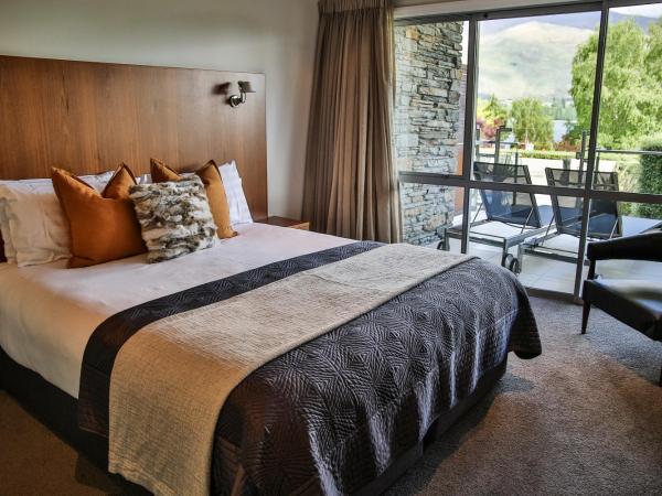 Lakeside Apartments : photo 2 de la chambre appartement 2 chambres en bord de piscine