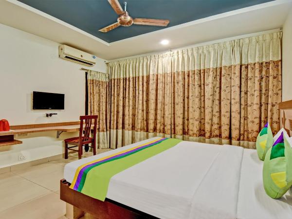 Treebo Raj Elegance Manyata Tech Park : photo 4 de la chambre chambre double [désinfectée]