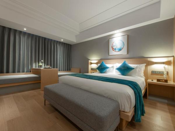 Shanghai Baixia Pagoda Hotel : photo 7 de la chambre grande chambre double 