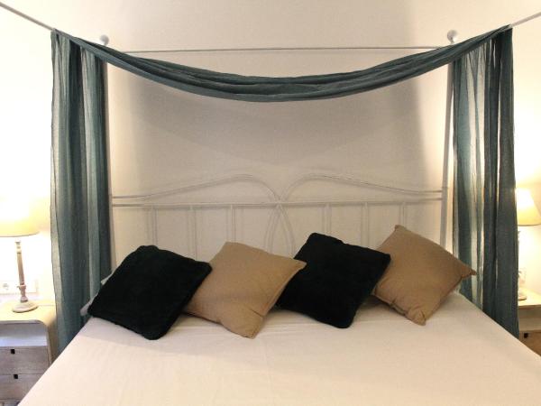 Pensión Lo Bilbao : photo 4 de la chambre chambre double supérieure avec balcon