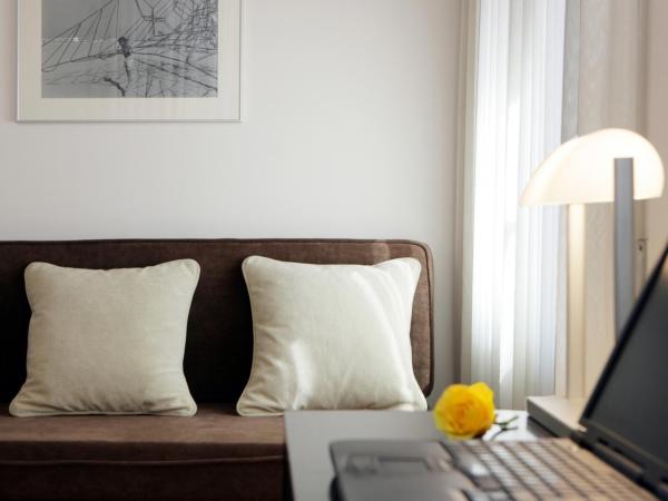 Park Hotel : photo 5 de la chambre hébergement triple supérieur avec balcon 