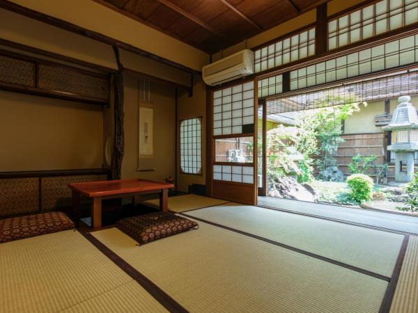 Toshiharu Ryokan : photo 6 de la chambre chambre lits jumeaux avec toilettes privées satsuki