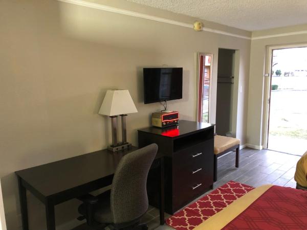 KINGS INN- Medical Downtown Midtown Memphis : photo 5 de la chambre chambre quadruple classique