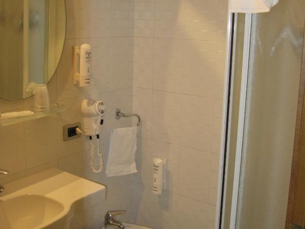 Hotel Centrale : photo 9 de la chambre chambre simple