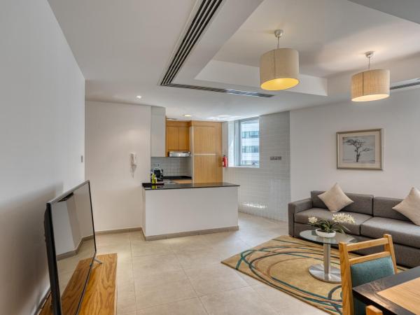 Grand Heights Hotel Apartments : photo 3 de la chambre premier one-bedroom