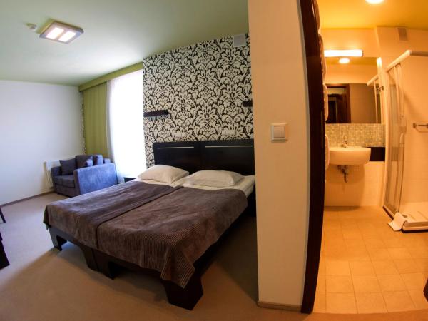 Hotton Hotel : photo 8 de la chambre chambre triple
