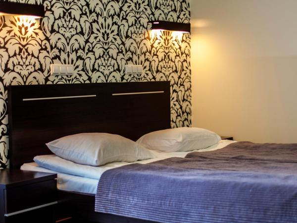 Hotton Hotel : photo 10 de la chambre chambre triple