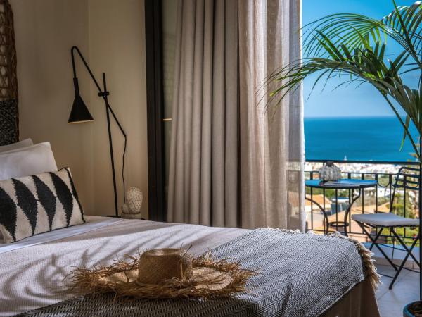 Creta Blue Boutique Hotel : photo 2 de la chambre grande suite - vue sur mer