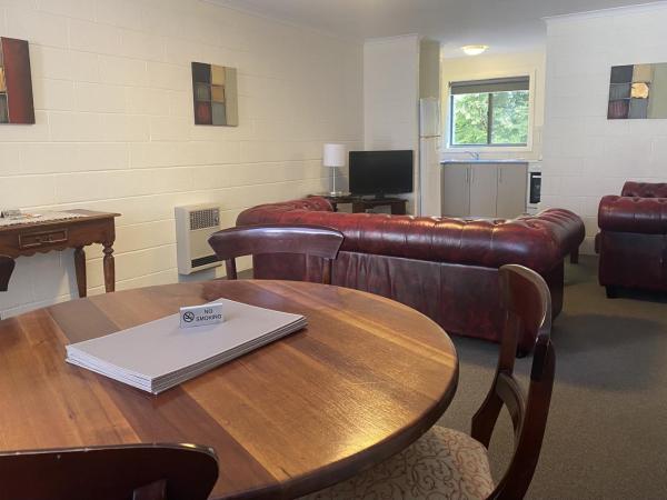 Grosvenor Court Apartments : photo 4 de la chambre two-bedroom economy
