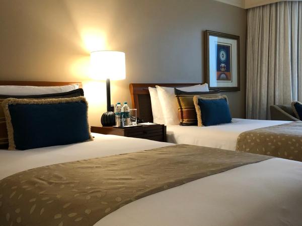 The Leela Mumbai : photo 3 de la chambre maharaja suite with complimentary airport transfer, lounge access,complimentary usage of meeting room for two hours per stay