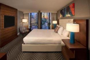 Warwick Seattle : photo 1 de la chambre room #5661537