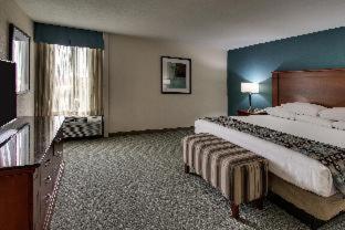 Sonesta Essential Houston Hobby Airport : photo 2 de la chambre room #52014325