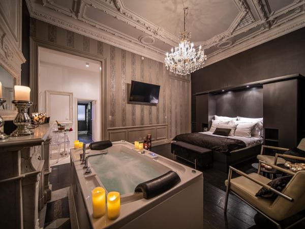 Maison Noppius : photo 2 de la chambre suite deluxe avec baignoire spa