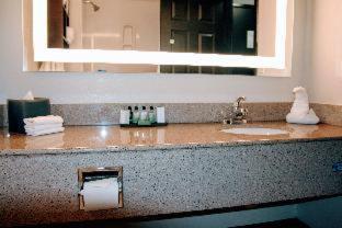 Alexis Hotel & Banquets Dallas Park Central Galleria : photo 2 de la chambre room #36878717