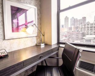 Comfort Inn Manhattan - Midtown West : photo 2 de la chambre chambre lit queen-size - non-fumeurs