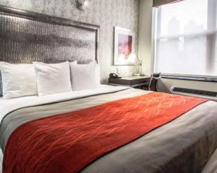 Comfort Inn Manhattan - Midtown West : photo 4 de la chambre chambre lit queen-size - non-fumeurs