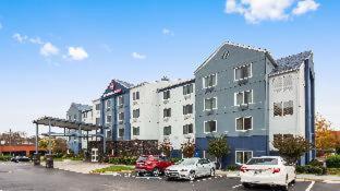 Best Western Plus Nashville Airport Hotel - BNA : photo 1 de la chambre room #26681920