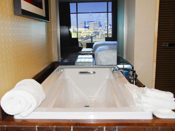 M Resort Spa & Casino : photo 4 de la chambre chambre de luxe - 1 lit king size ou 2 lits queen size