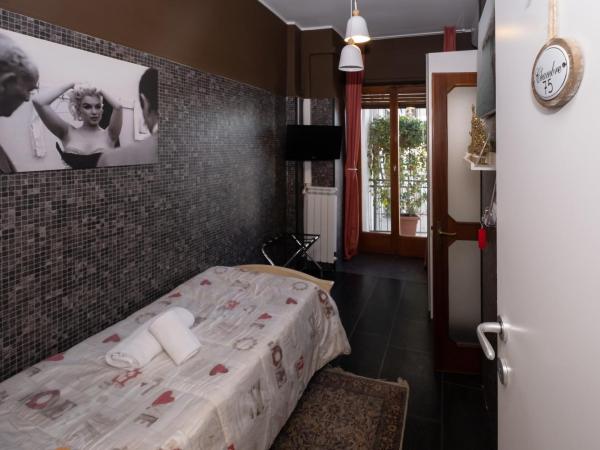 CconfortHotels R&B Dolci Emozioni - SELF CHECK IN : photo 5 de la chambre chambre simple avec balcon