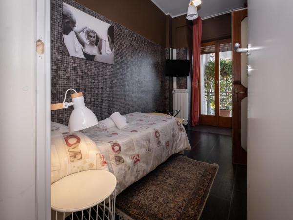 CconfortHotels R&B Dolci Emozioni - SELF CHECK IN : photo 6 de la chambre chambre simple avec balcon