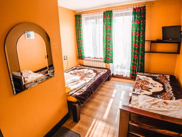 Dom wypoczynkowy Stoch Mądry : photo 2 de la chambre chambre double avec salle de bains privative