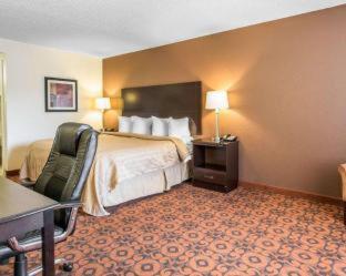 Motel 6 Oklahoma City OK Fairgrounds West : photo 5 de la chambre room #32792420