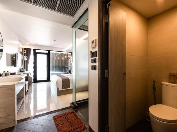 Blackwoods Hotel Pattaya - SHA Extra Plus : photo 3 de la chambre chambre double deluxe - vue sur mer