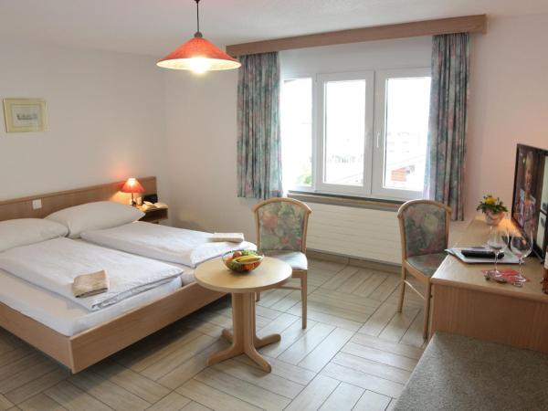 Hotel Paradis-Leukerbad-Therme : photo 10 de la chambre chambre double supérieure
