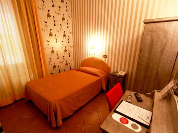 Hotel Il Guercino : photo 5 de la chambre chambre simple