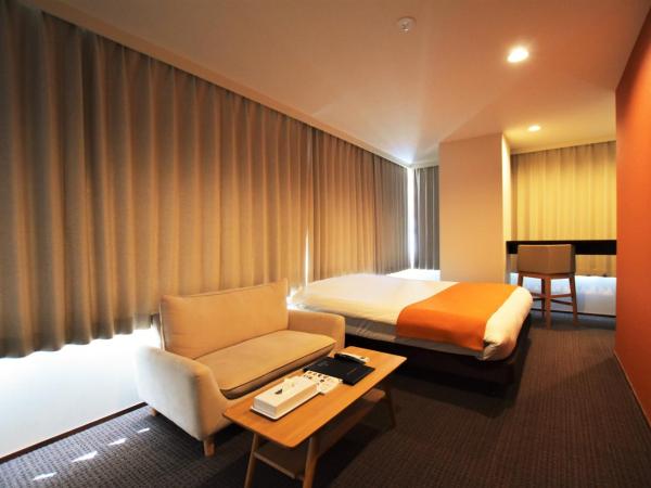 Randor Residence Tokyo Suites : photo 2 de la chambre suite lit queen-size avec baignoire spa
