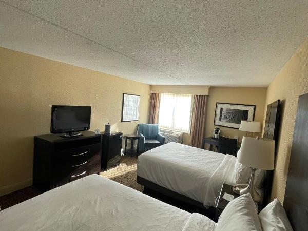Holiday Inn Express Philadelphia Penn's Landing, an IHG Hotel : photo 5 de la chambre chambre avec 2 lits queen-size - vue sur rivière - non-fumeurs