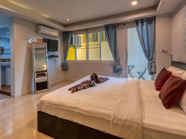 Lemon Loft Boutique Room : photo 1 de la chambre chambre double avec balcon