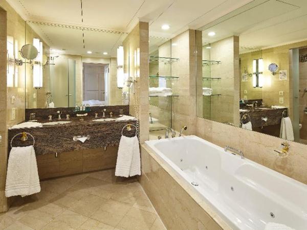 Clayton Hotel Düsseldorf City Centre : photo 1 de la chambre room #6012156