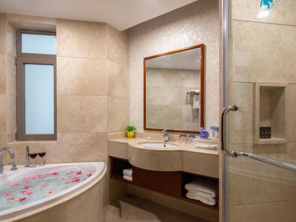 Sanya Seacube Holiday Hotel : photo 7 de la chambre deluxe suite two-bedroom  family suit with sea view