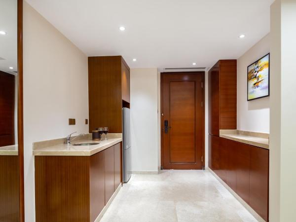 Sanya Seacube Holiday Hotel : photo 9 de la chambre deluxe suite two-bedroom  family suit with sea view