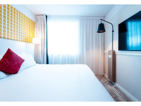 The Originals Boutique, Hôtel Maison Montmartre Paris Les Puces : photo 7 de la chambre chambre double premium