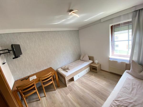 Pension Günther : photo 1 de la chambre chambre lits jumeaux