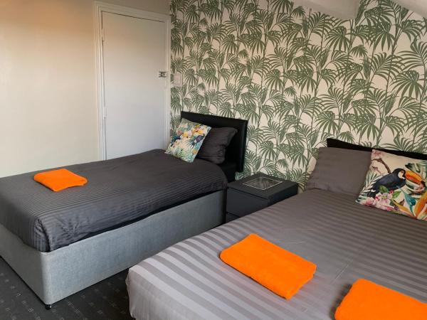 Tropics Beach Hotel : photo 4 de la chambre suite standard