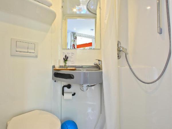 Les Chalets du Périgord : photo 5 de la chambre chambre confort