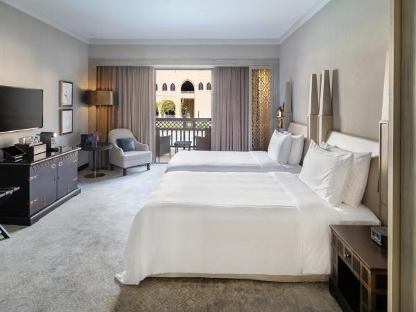 Palace Downtown : photo 4 de la chambre chambre deluxe - vue sur lac