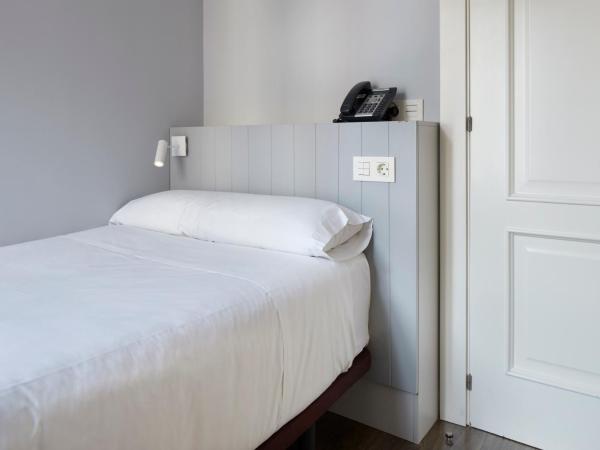 Hotel Avenida : photo 2 de la chambre chambre simple