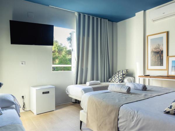 YOU & CO. Saler Beach Boutique : photo 4 de la chambre chambre familiale