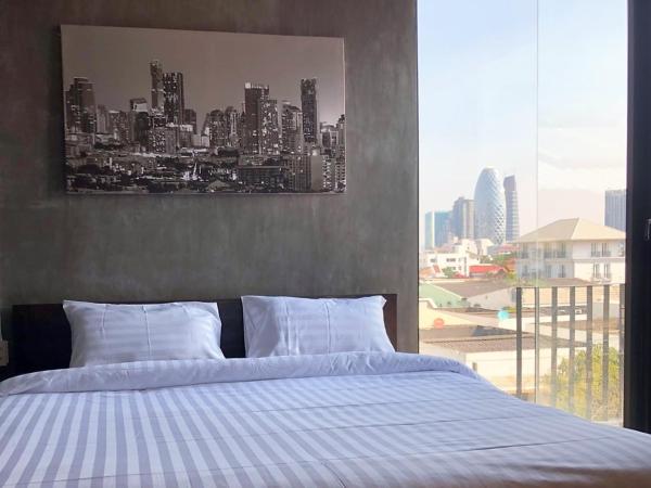 The LOCAL Ari : photo 1 de la chambre chambre double avec balcon