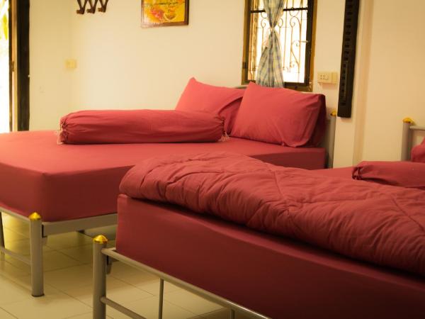 Ban Sabai Sabai Guest House : photo 2 de la chambre bungalow supérieur