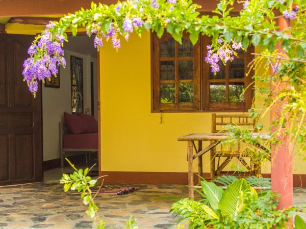 Ban Sabai Sabai Guest House : photo 4 de la chambre bungalow supérieur